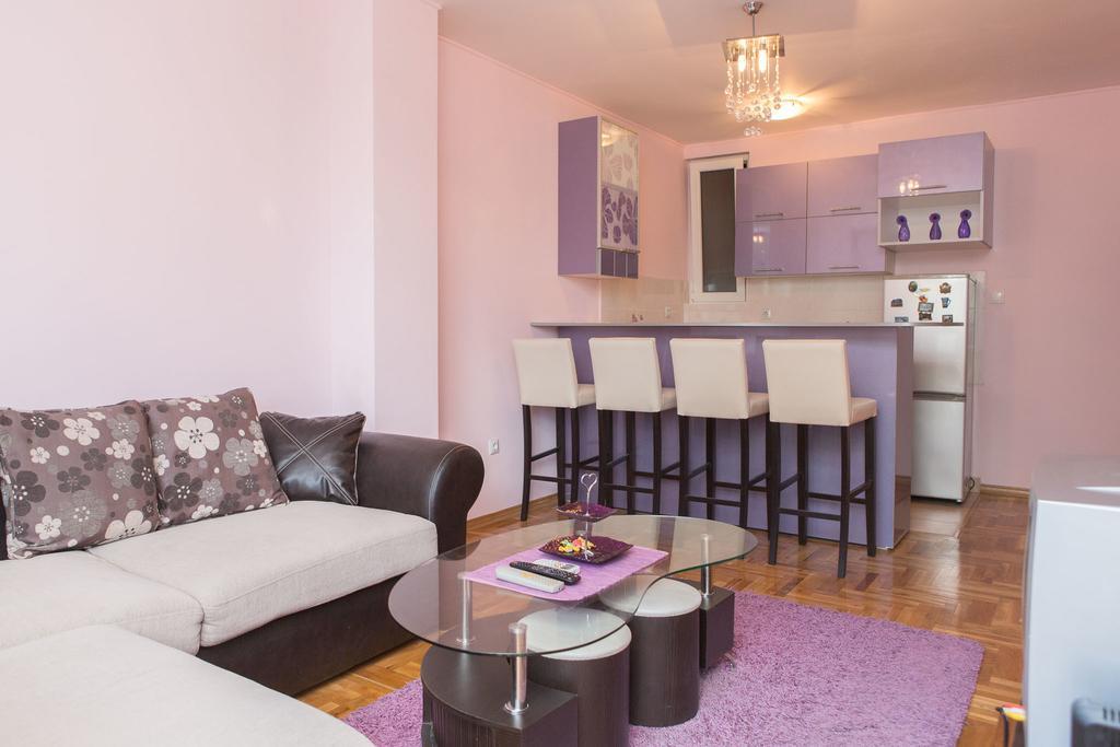 Ferienwohnung Apartman Ivana Novi Sad Exterior foto