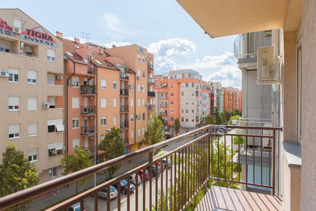 Ferienwohnung Apartman Ivana Novi Sad Exterior foto