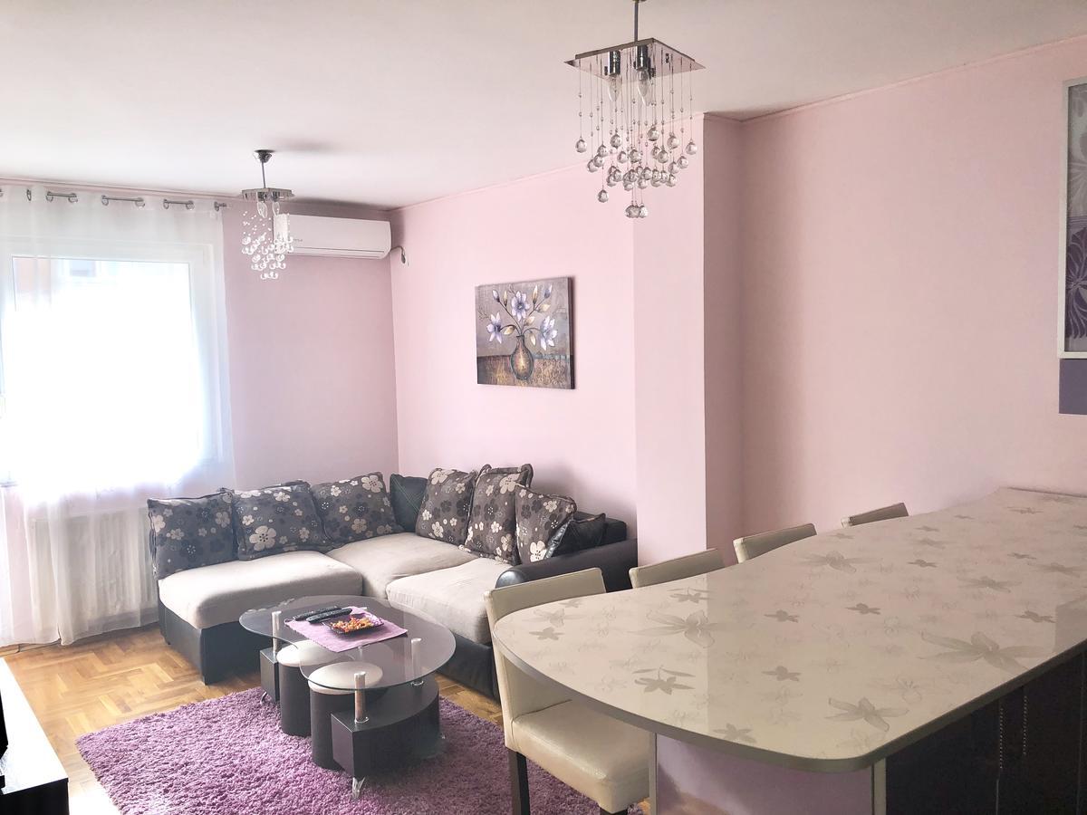 Ferienwohnung Apartman Ivana Novi Sad Exterior foto